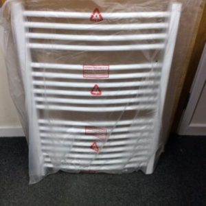 Dimplex TDTR350W Daytona White Curved 18 Rail Towel Rail With 3 Wall Brackets