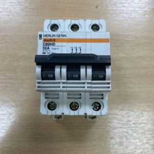 Merlin gerin C60HD 32a type 4