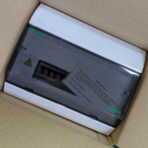 Schneider Electric EZ98SGCU 8 WAY EASY9 INSULATED CONSUMER UNIT SMOKED DOLLY...