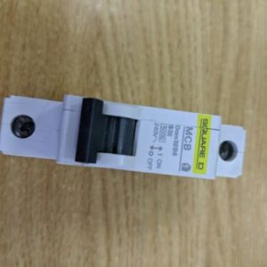 SQUARE D MCB Dom32B6 B32 6000 240V Used