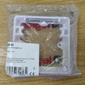 Legrand Cord Outlet Accessory Box White Module 7300 53 NEW