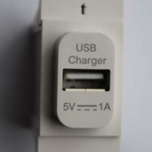 GET Lisse GGBLE7004 Grid Module white USB charger 240V in 5V DC out 1.0A