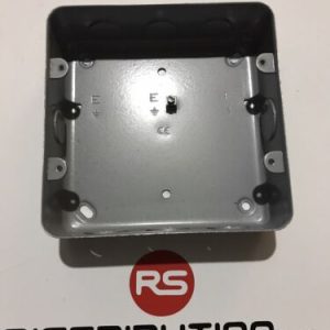 Tenby Metal Clad Multigrid Back Box Standard With Knockout 137 x 137 x 43