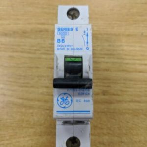 Series E 6000 3 B6 CIRCUIT BREAKER USED