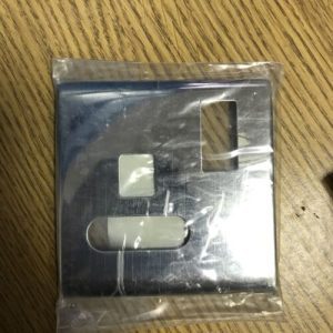 Eaton CM621HP single socket cover