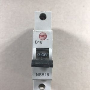 Wylex B16 NSB16 Circuit Breaker Used