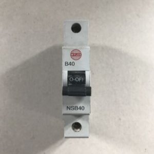 Wylex B40 NSB40 Circuit Breaker