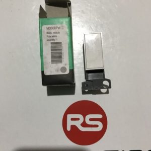 Scolmore Click Minigrid MD008PW Blank Single Module Cover Plate Polar White