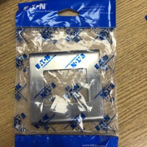 Eaton CM013SS cover 3 gang switch