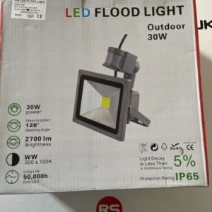 Outdoor 30w Led Floodlight With Pir Cool White
