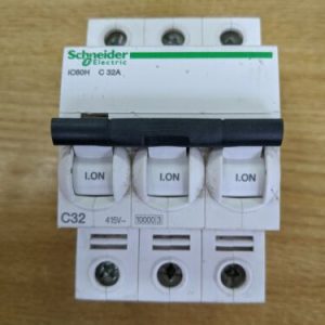 Schneider iC60H C32A Triple Pole Breaker