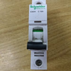 Schneider Electric Circuit Breaker iC60H C 16A Used