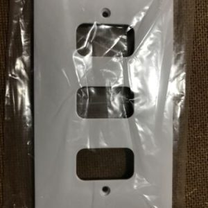 Hager Sollysta WMGP3 3 Gang Cover White