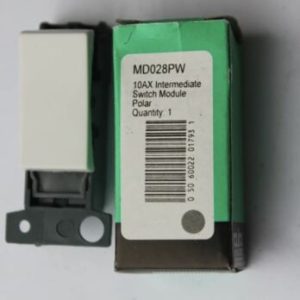 Scolmore Click Minigrid MD028PW 10AX Intermediate Switch Module Polar White