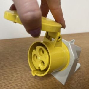 110volt 32 Amp 3 PIN Angled Socket Yellow Lewden PM32/540 Wall Mount