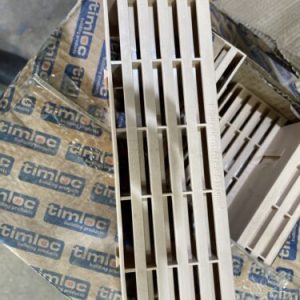 2 X Buff Timloc Plastic Airbrick 215 x 69 x 60mm (WxHxD)