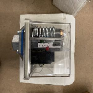 New Electro Controls EP 4 Pressure Switch 240VAC MAX 40 Bar 1/2” Female