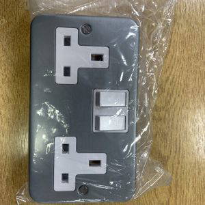 METAL CLAD 13 Amp Double 2 Gang Switched Socket Twin Electrical Wall Plug Socket