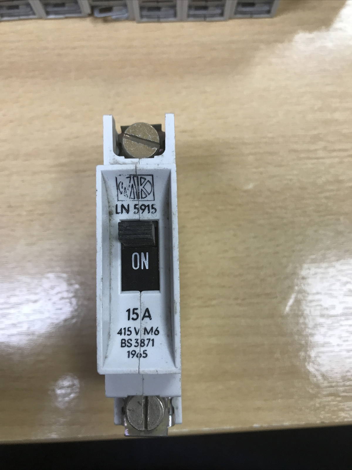 MK Breaker LN5915 15A 415V M6