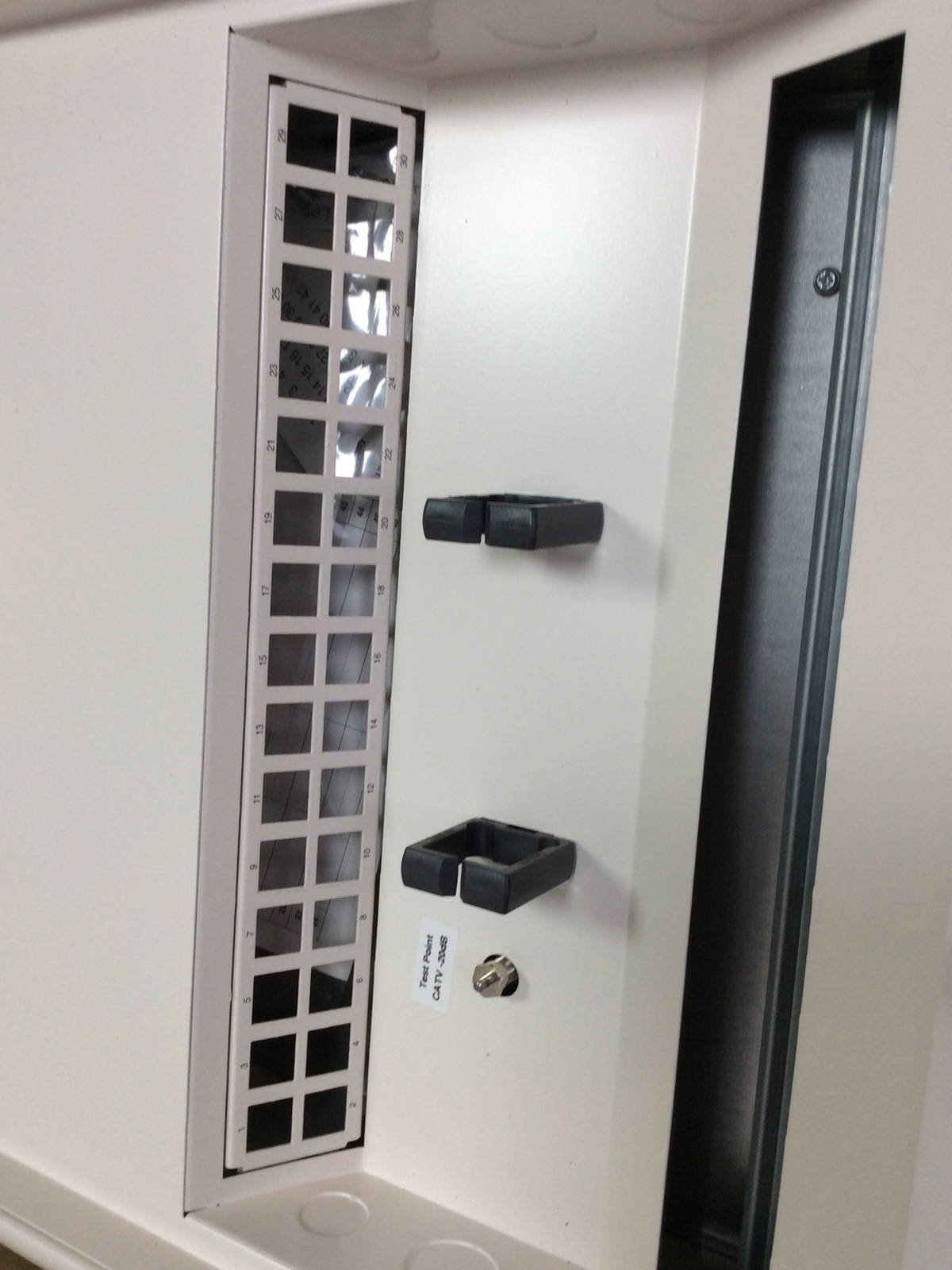 Lexcom Home System LXH-5NPANEL.30 Entertainment System NEW Patch Panel 30 Outlet - Image 5