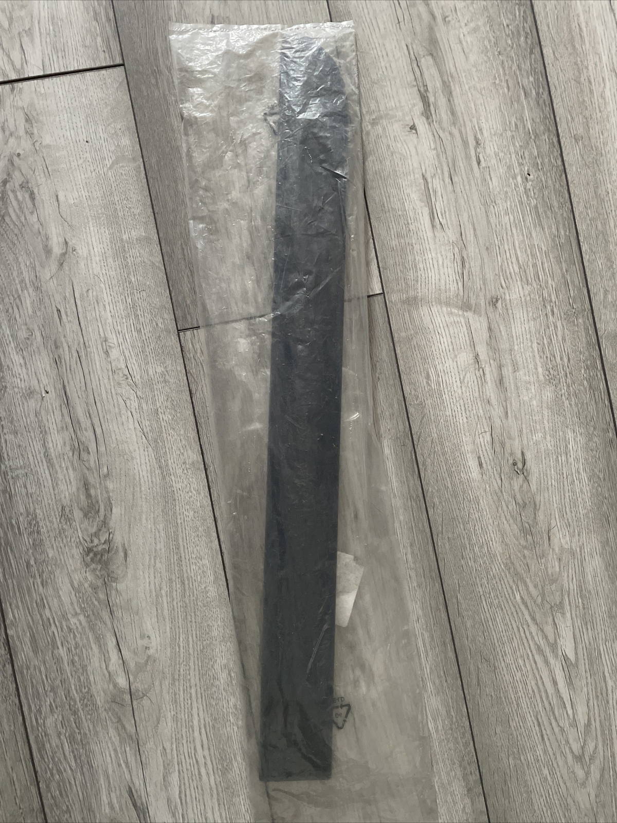 8546K0 TRIM / PROTECTIVE STRIP, SIDEWALL, DOOR MOLDING - Image 2