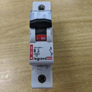 Legrand B3 061 54 Used circuit Breaker