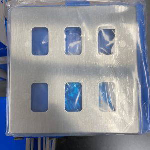 Deta G3385SS 'Ultra Screwless' Flatplate Grid Cover Plate with Frame - 6 Gang