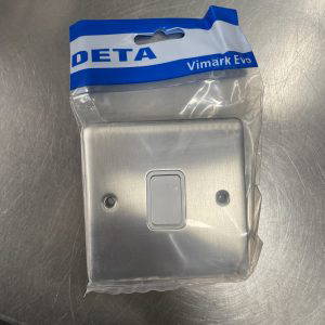 Deta Vimark 10a Intermediate Plate Switch VE1246SS