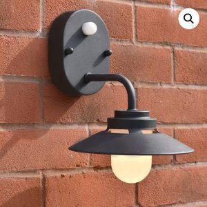 P-Lux Swinley Lantern Black GL2044LU Outdoor Light