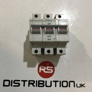 crabtree triple pole 16 amp