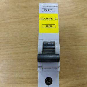 Square D B10 6000 CIRCUIT BREAKER Type QOE