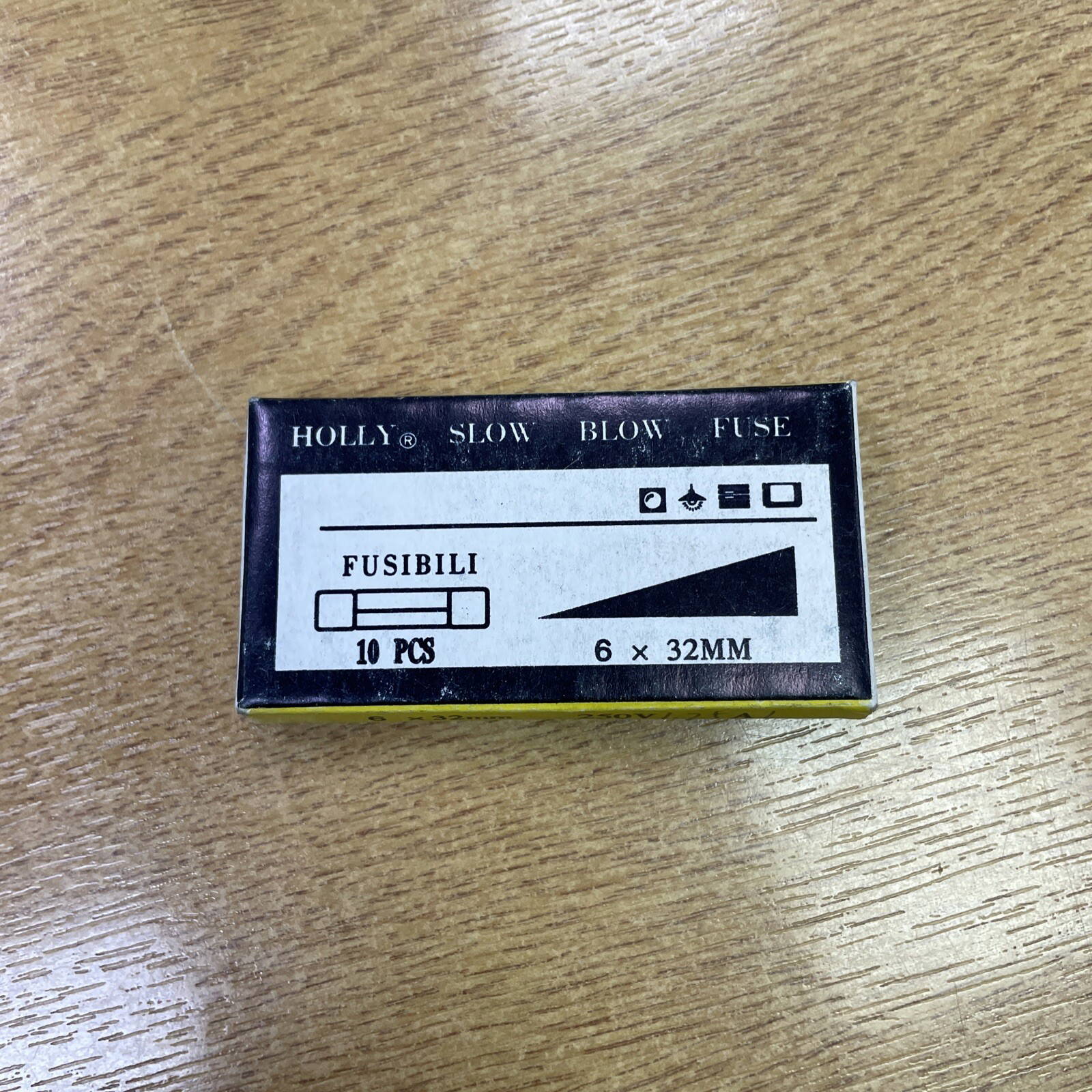 10x Slow Blow 1.25mal Glass Fuses - Image 2