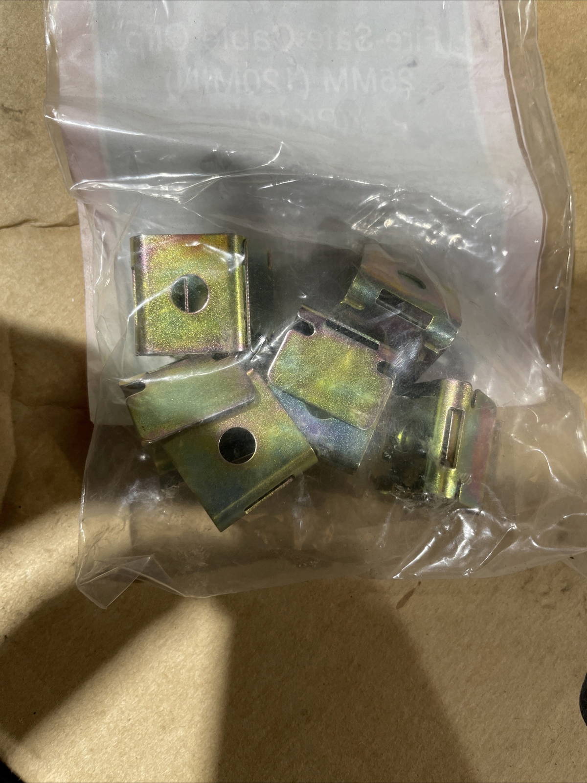 Fire Safe 25mm Cable Clips Pack Of 10 - Image 2