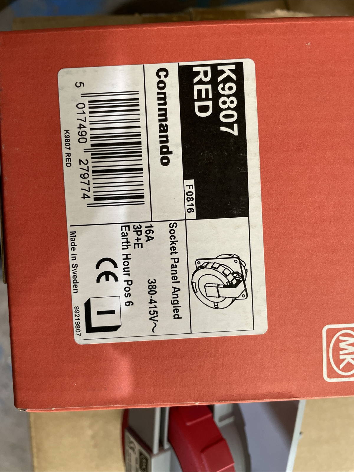 MK k9807 Red Commando Socket Panel Angled 16a - Image 2