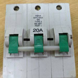 Federal Electric HBNA 20A Type 2 BS 3871