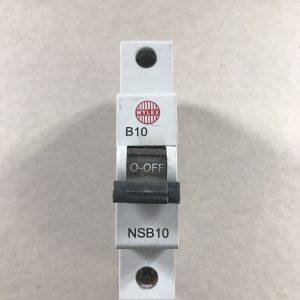 Wylex B10 NSB10 Circuit Breaker Used