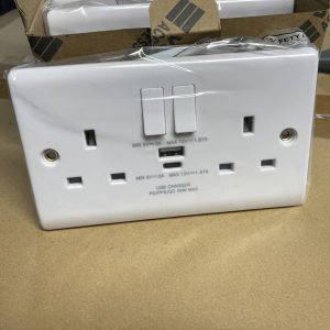 Volex Casa Double Socket With USB C & B