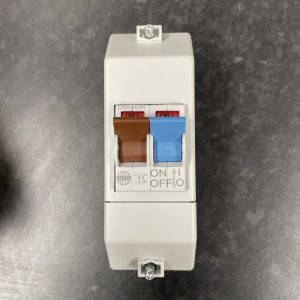 WYLEX 100Amp Isolator 2 Pole With Enclosure Suit Meter Tails SRRSWR